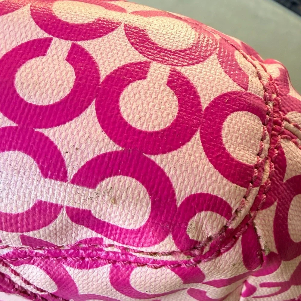 Coach Pink Signature C Monogram Hobo Shoulder Bag Wristlet Set Y2K Barbiecore